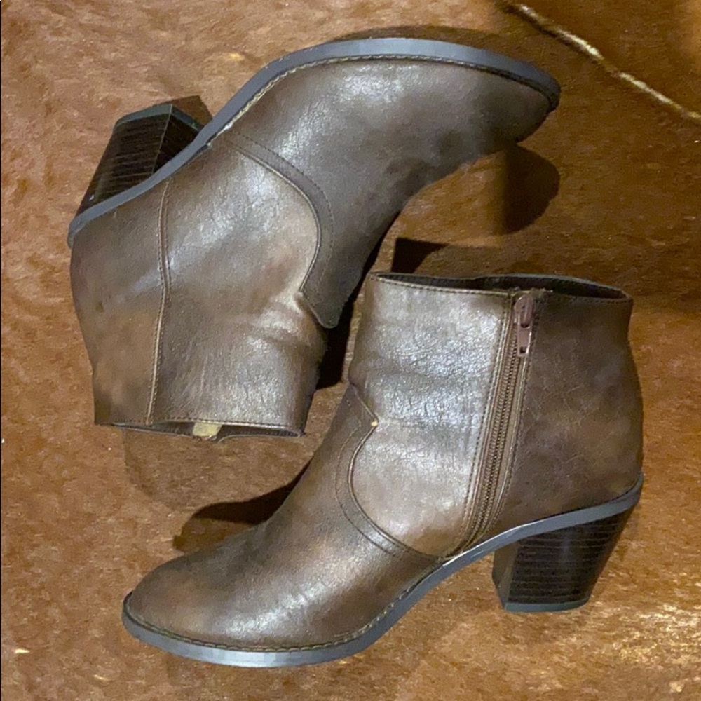 Soda Brown Booties